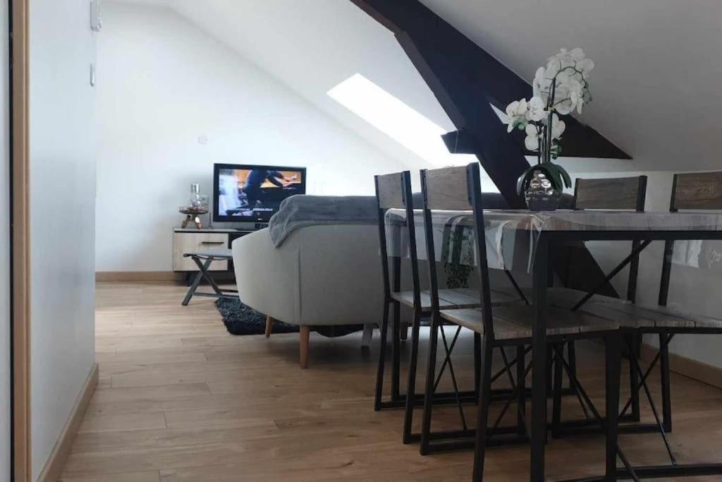 Les Suite Appartement A Chalon Sur Saone Exterior photo